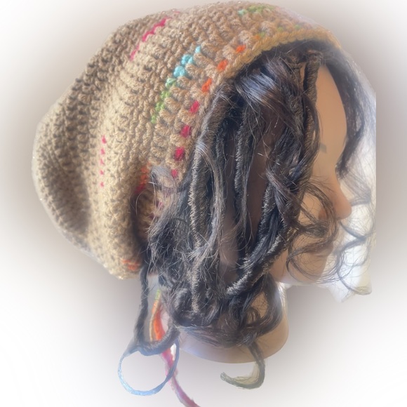 Multi-color Hand-made Tam ♥️ - Picture 2 of 4